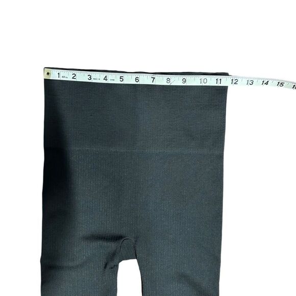 Spanx Look At Me Leggings Women's L Dark Gray Stretch Seamless‎ Shapewear - Picture 6 of 6